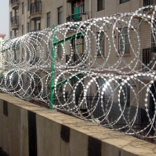 圍墻防盜鐵絲網 圍墻防盜鐵絲網