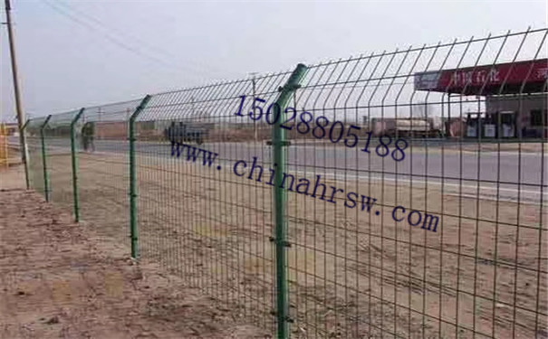 護(hù)欄廠(chǎng)家